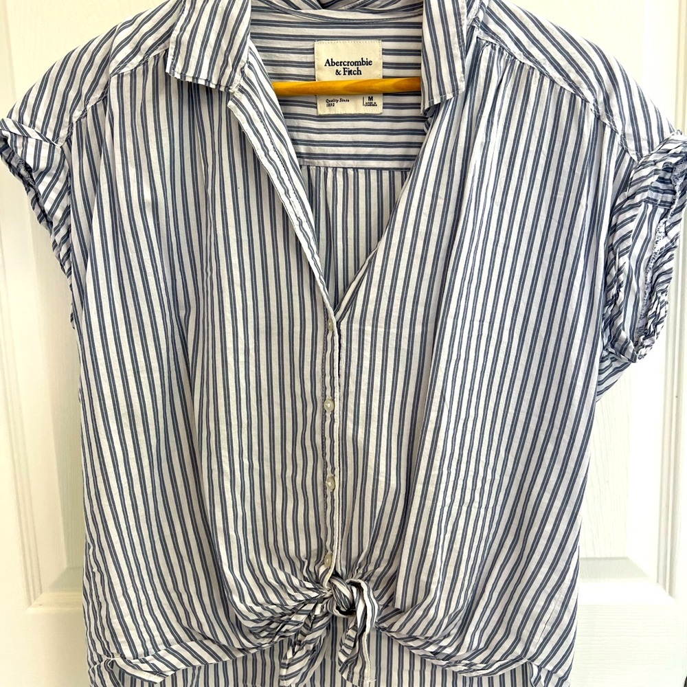 Abercrombie Short Sleeved Top